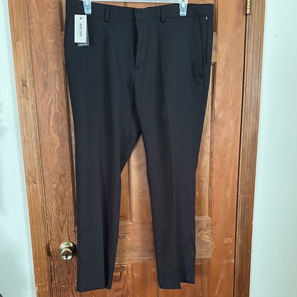 Kenneth Cole Reaction Stretch Gabardine Black Dress Pants Size 38X30